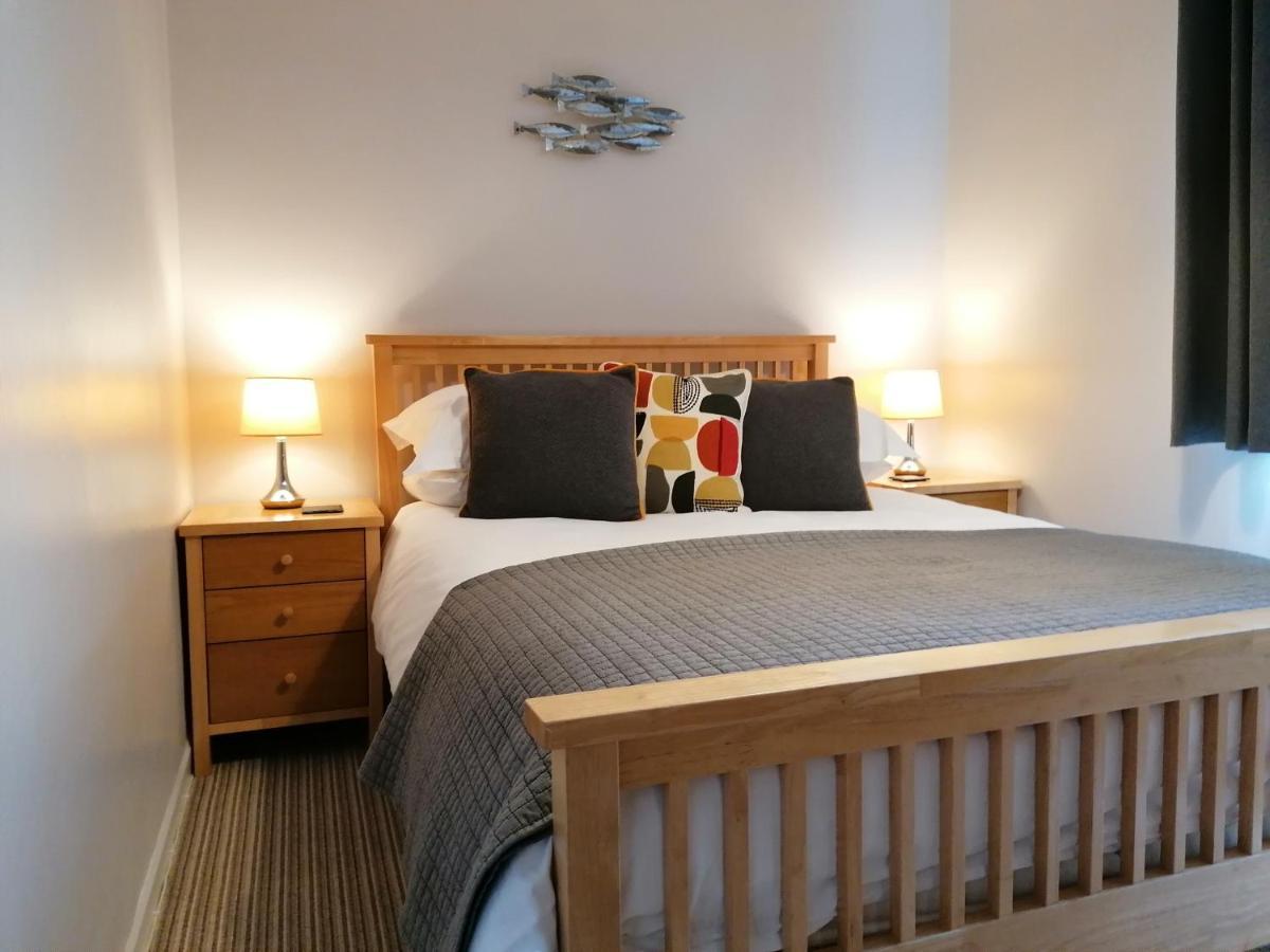 לו Schooner Point Guest House מראה חיצוני תמונה