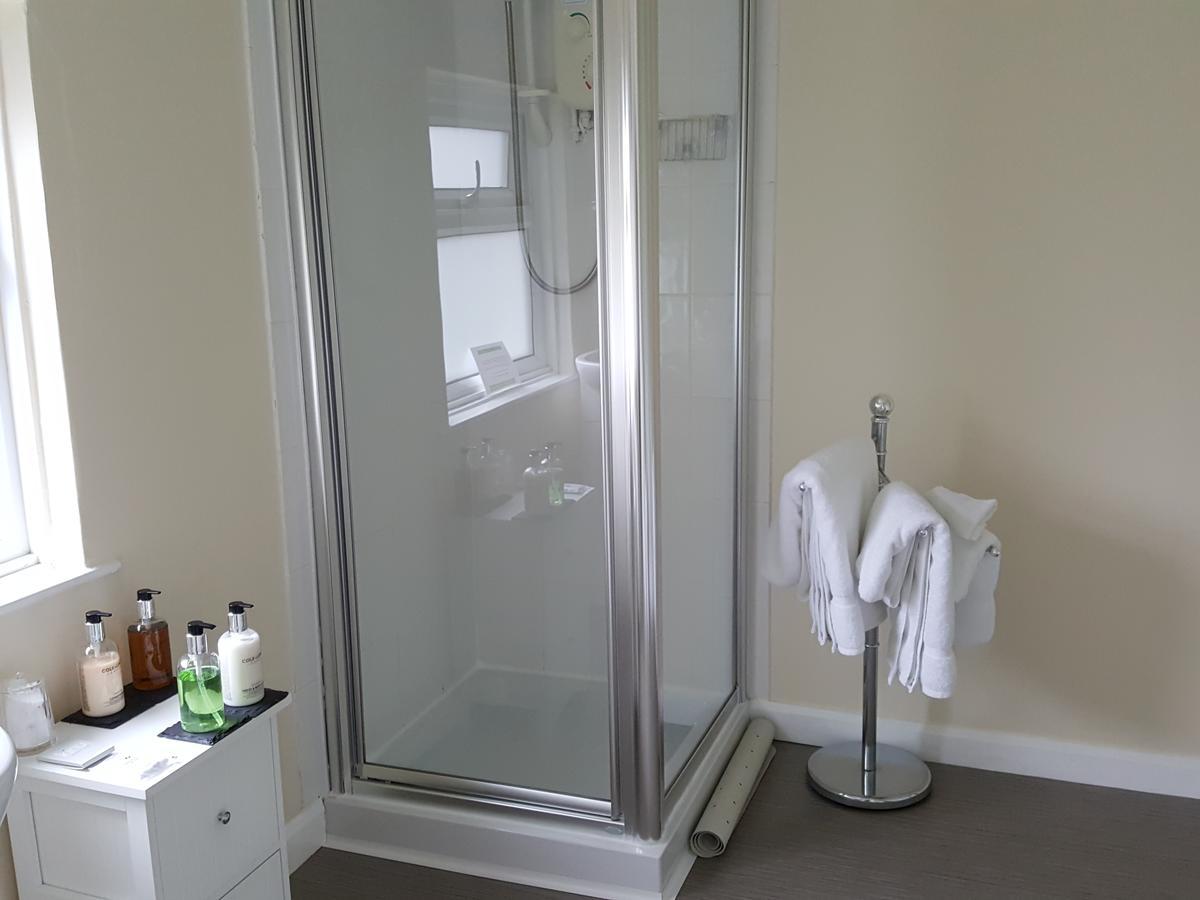 לו Schooner Point Guest House מראה חיצוני תמונה